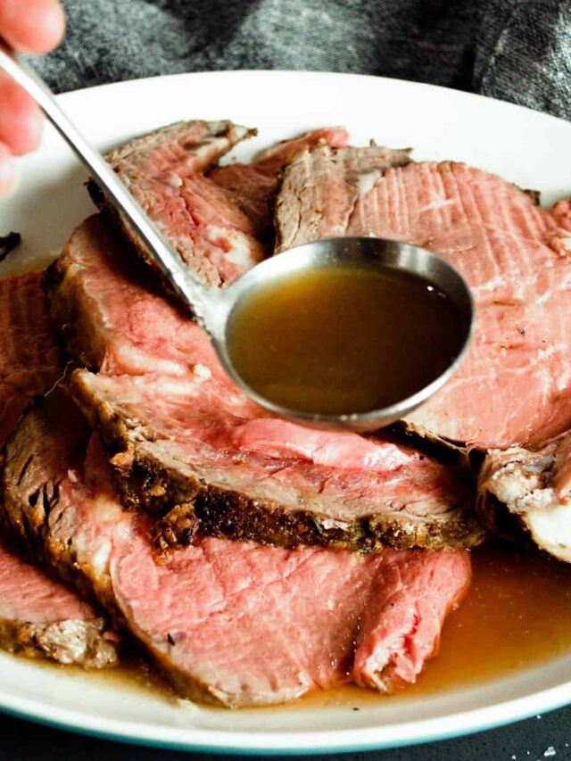 cropped-au-jus-perfection-tips-for-the-best-beef-dipping-sauce-jpg-8.jpg