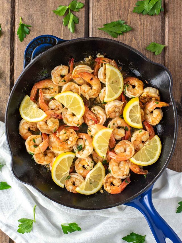 15-Minute Top Mediterranean Creamy Lemon Garlic Butter Shrimp with Spinach for Mom