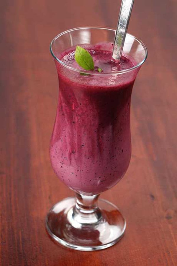 2-Minute Mediterranean Smoothie Recipes for a Quick boost